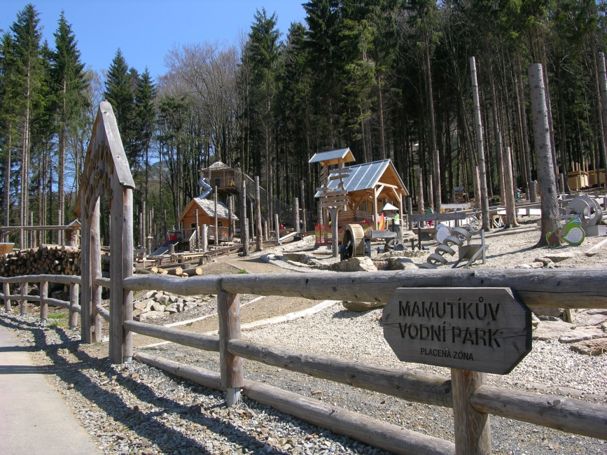 Mamutíkův vodní a lesní  park