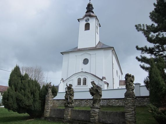 Kostel Dolní Morava