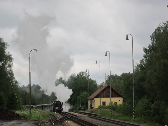 Historické vlaky - pravidelné sobotní jízdy.